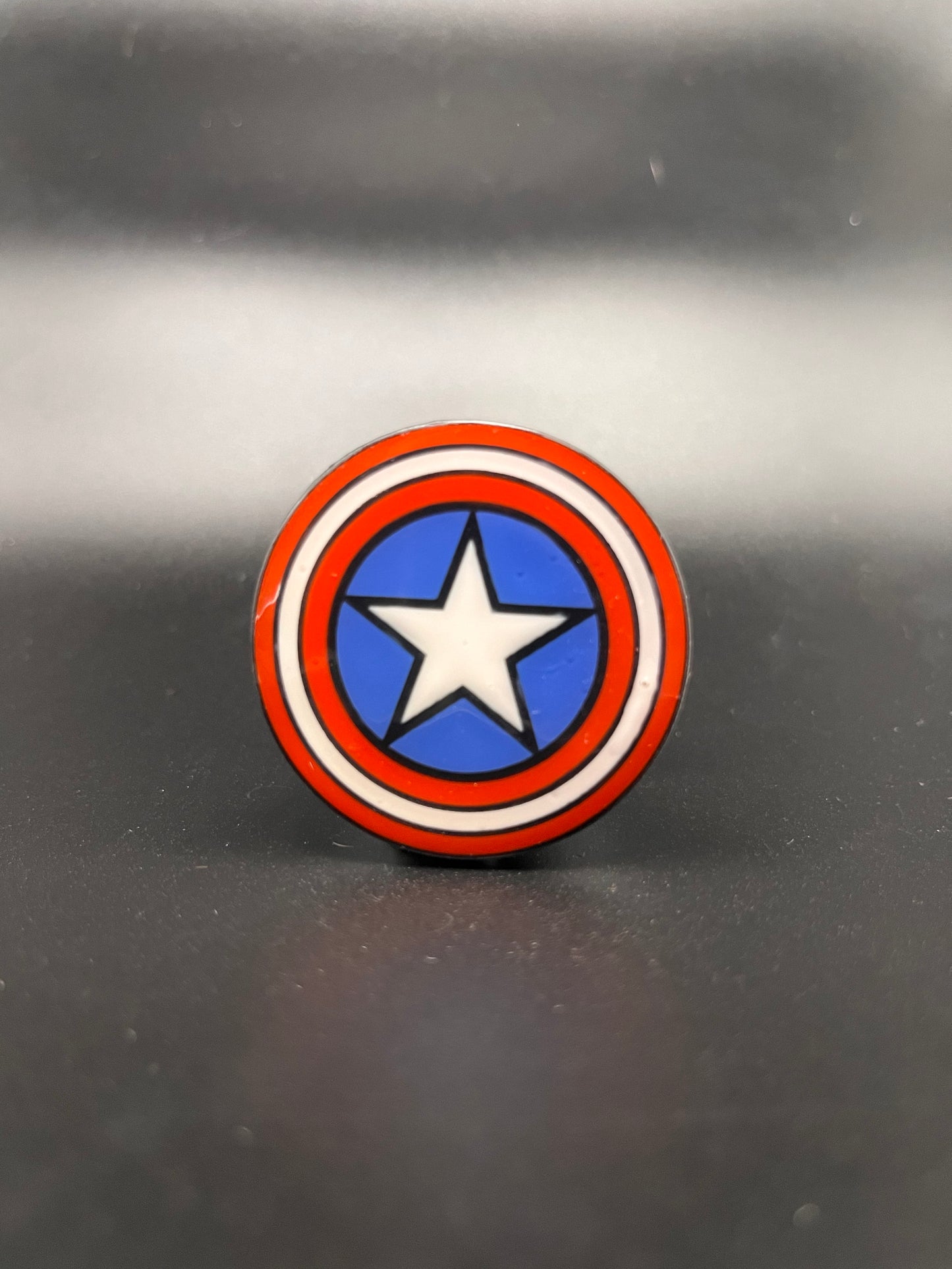 PopGrip Captain America